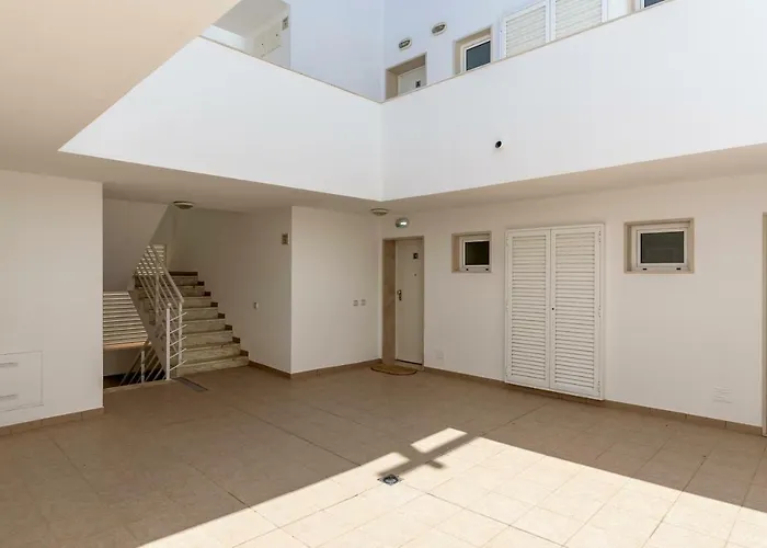 Flh Garden Flat アパート